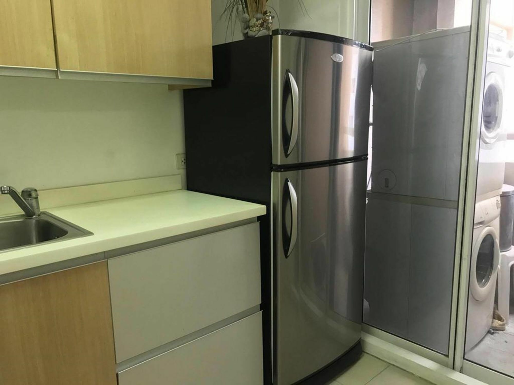 Go-Stay @ South Of Market Taguig Εξωτερικό φωτογραφία